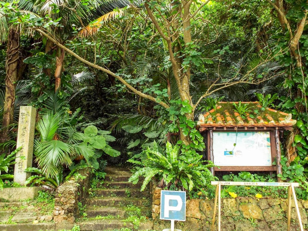 Asobibase Yamabare-House Hotel Ishigaki  Luaran gambar
